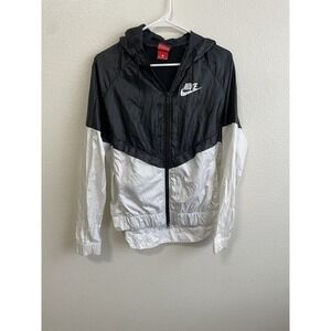 Nike Windrunner Jacket Full Zip Lightweight‎ Black White Coat Medium